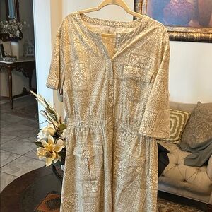 LOFT Beige Floral Patterned Midi Dress